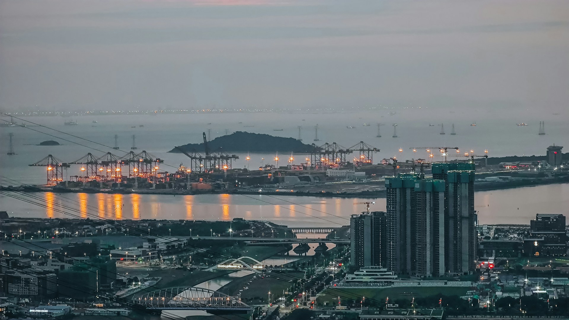 https://mail10.horasis.org/wp-content/uploads/2024/05/leon-he-NN6NW5DDRDI-unsplash.jpg